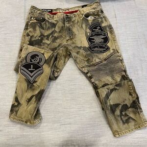 Hustle Today means camo cargo jeans size 38/34 with military patches